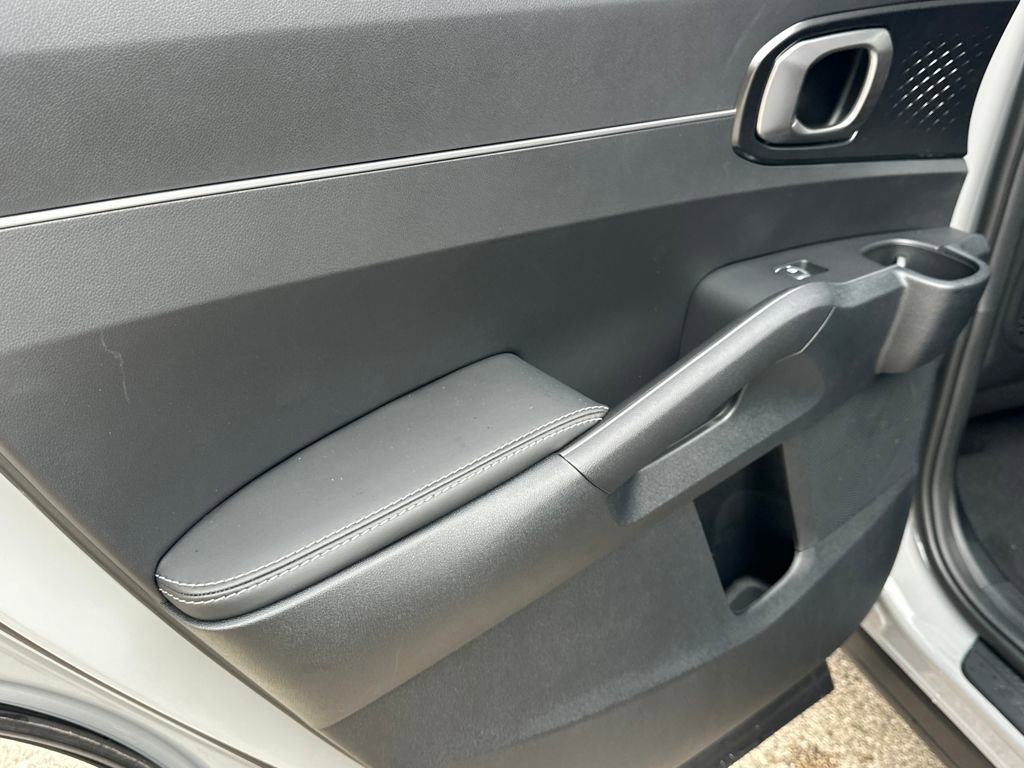 New 2026 Kia Sorento S w/ S Panoramic Sunroof Package image 14