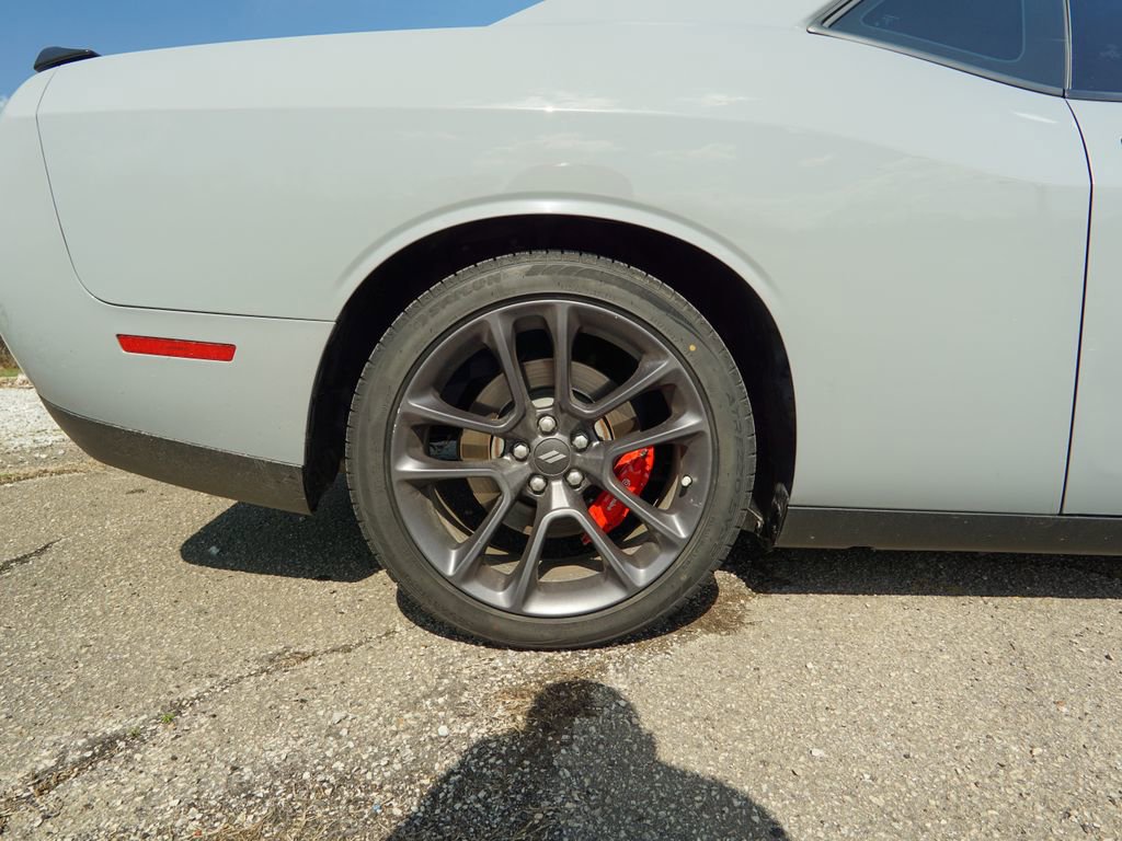 Used 2022 Dodge Challenger R/T Scat Pack w/ Driver Convenience Group image 11