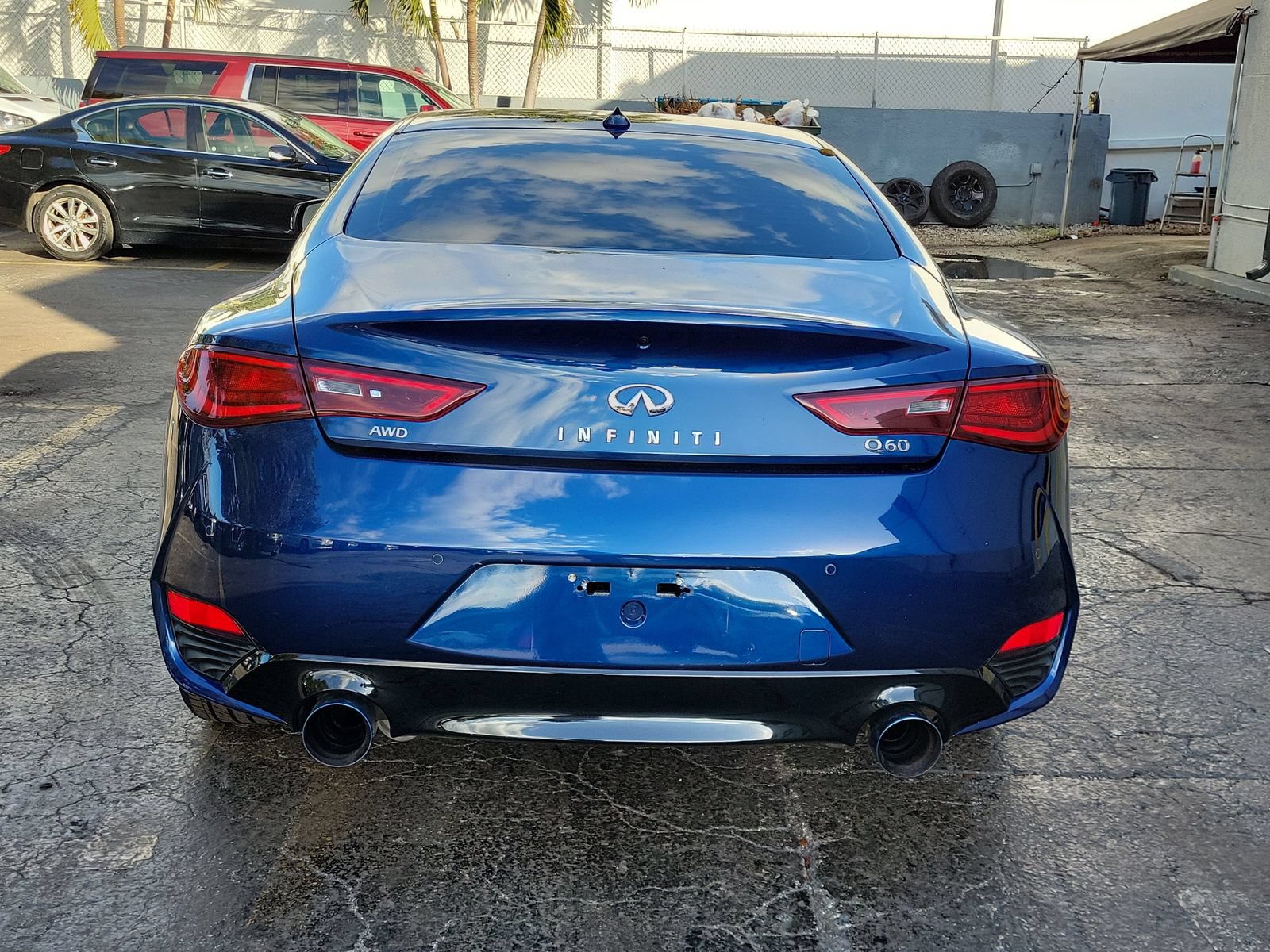 Used 2017 INFINITI Q60 3.0t w/ Premium Plus Package 3.0T AWD/4WD image 5