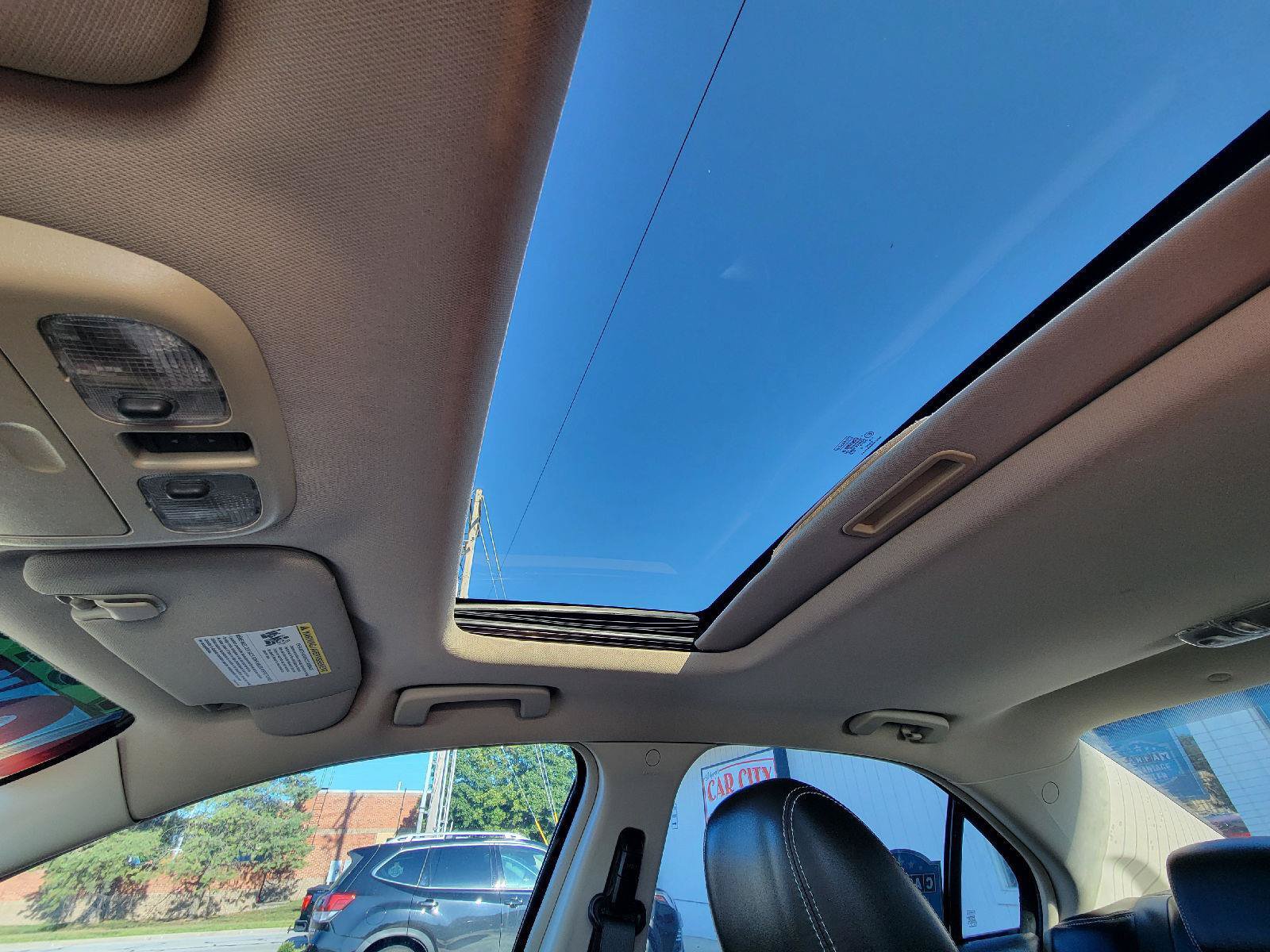 Used 2010 Ford Fusion Sport FWD image 23