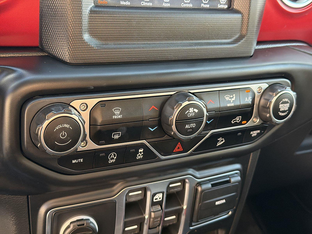 Used 2021 Jeep Wrangler Unlimited Rubicon AWD/4WD image 38