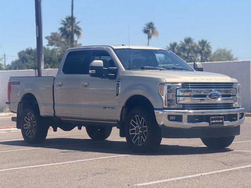 Used 2017 Ford F350 Lariat w/ Lariat Ultimate Package AWD/4WD video 1