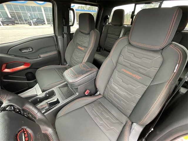 Used 2024 Nissan Frontier PRO-4X w/ Pro Convenience Package image 18