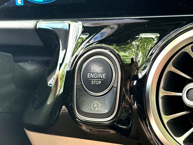 Used 2021 Mercedes-Benz GLA 250 image 16