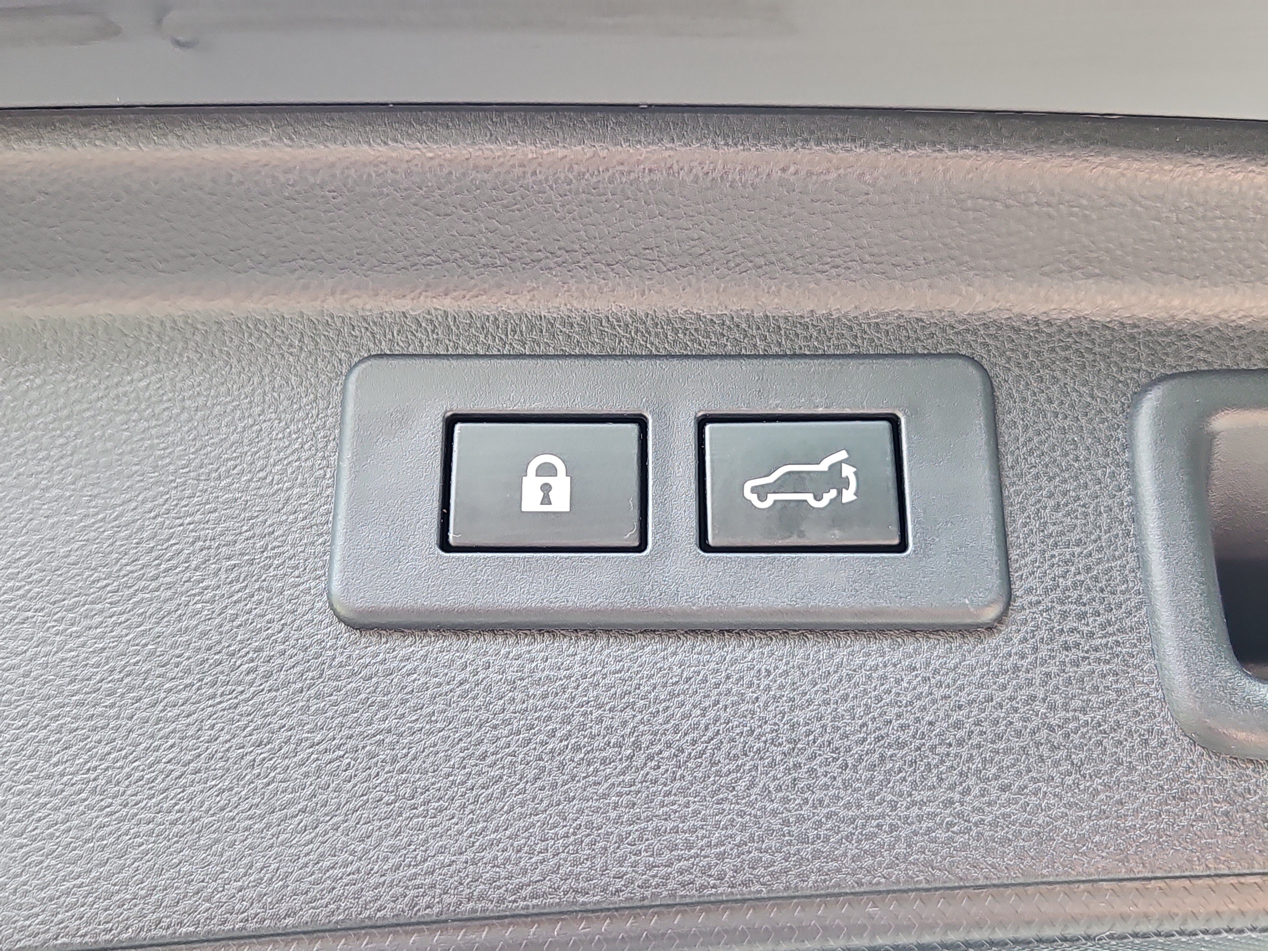 Used 2021 Subaru Forester Premium AWD/4WD image 13