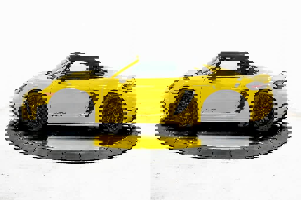 New 2025 Porsche 718 Boxster Spyder RS image 2