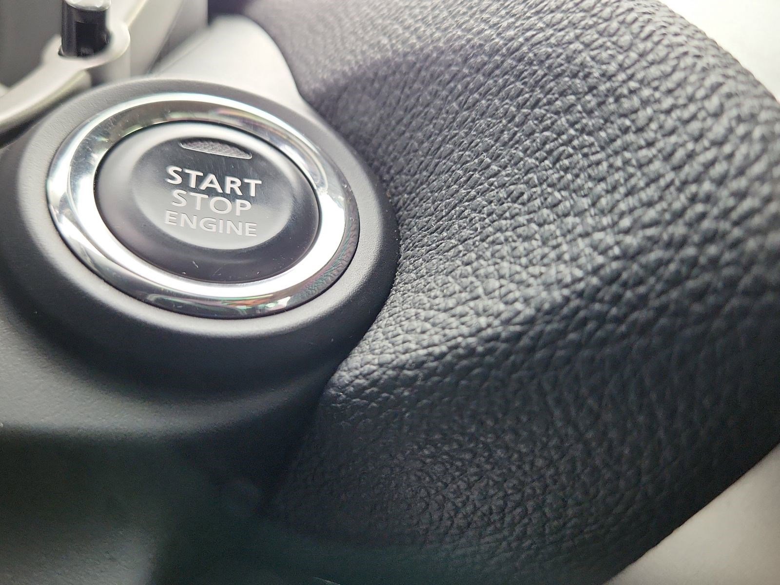 Used 2022 Mitsubishi Eclipse Cross SEL image 18