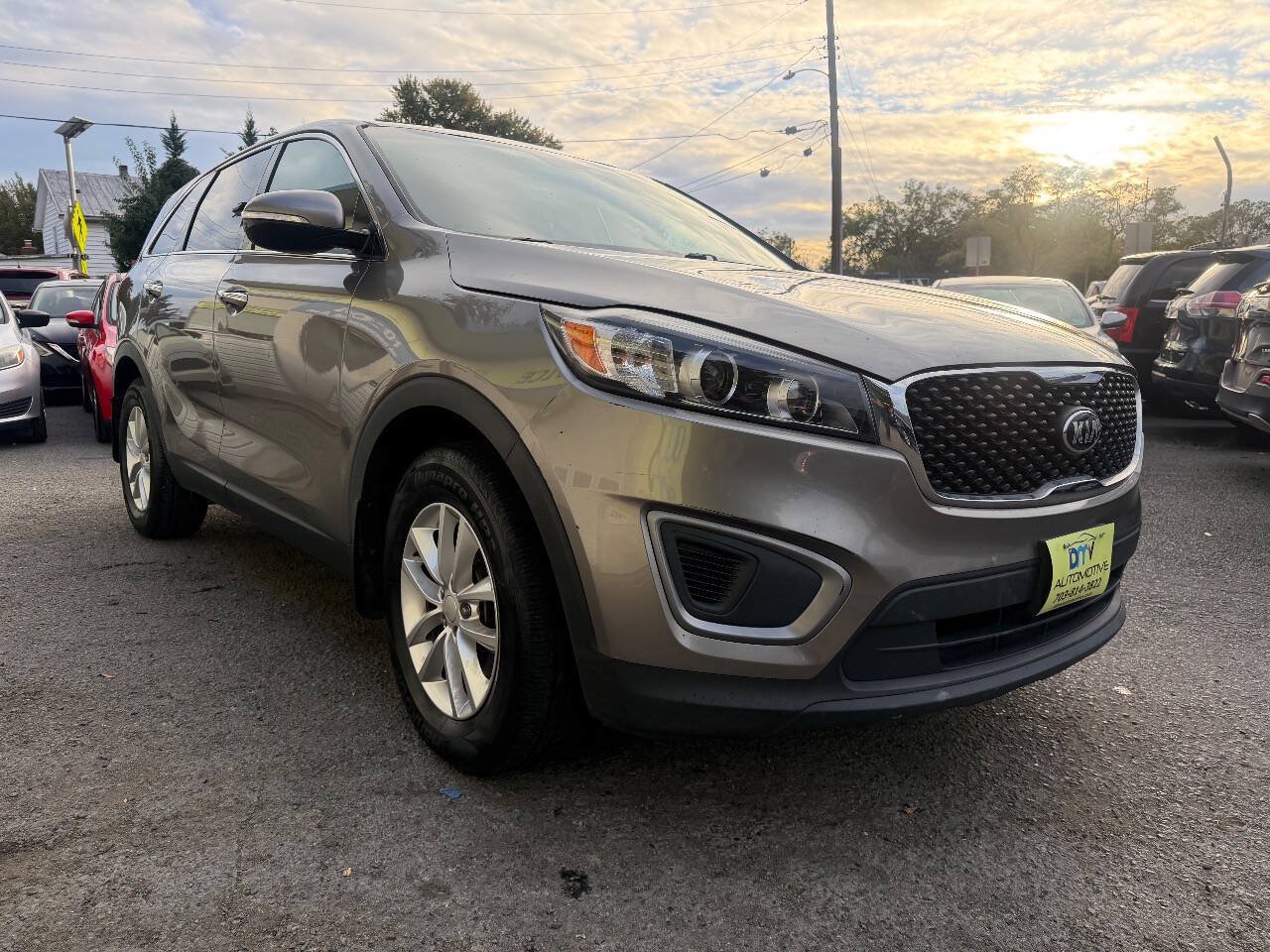 Used 2016 Kia Sorento L FWD image 6