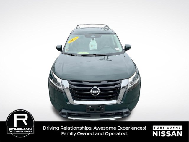 Used 2024 Nissan Pathfinder SL AWD/4WD image 35