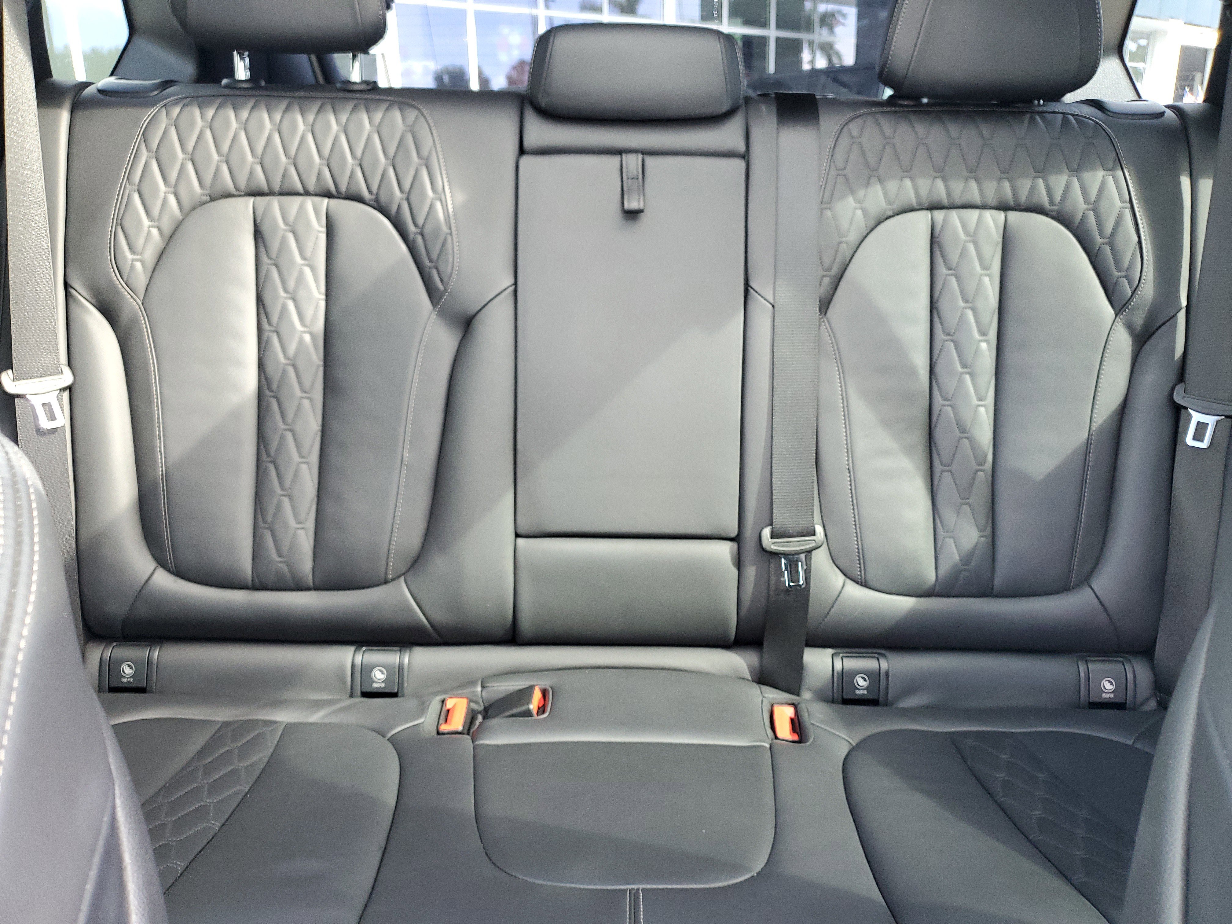 Used 2021 BMW X5 M50i w/ Premium Package image 19