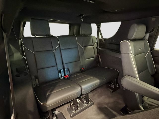 Certified 2025 Cadillac Escalade ESV Premium Luxury AWD/4WD image 26
