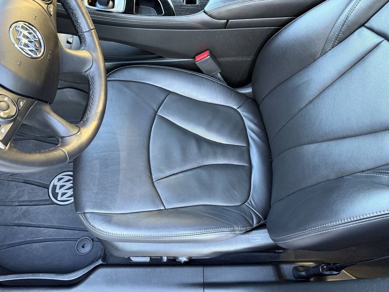 Used 2019 Buick LaCrosse Essence w/ Sun and Shade Package FWD image 24