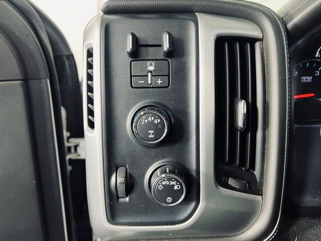 Used 2019 GMC Sierra 2500 SLE image 17