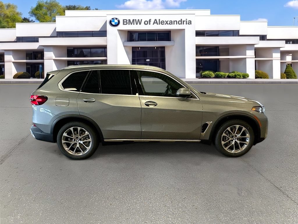 New 2026 BMW X5 xDrive40i AWD/4WD image 4