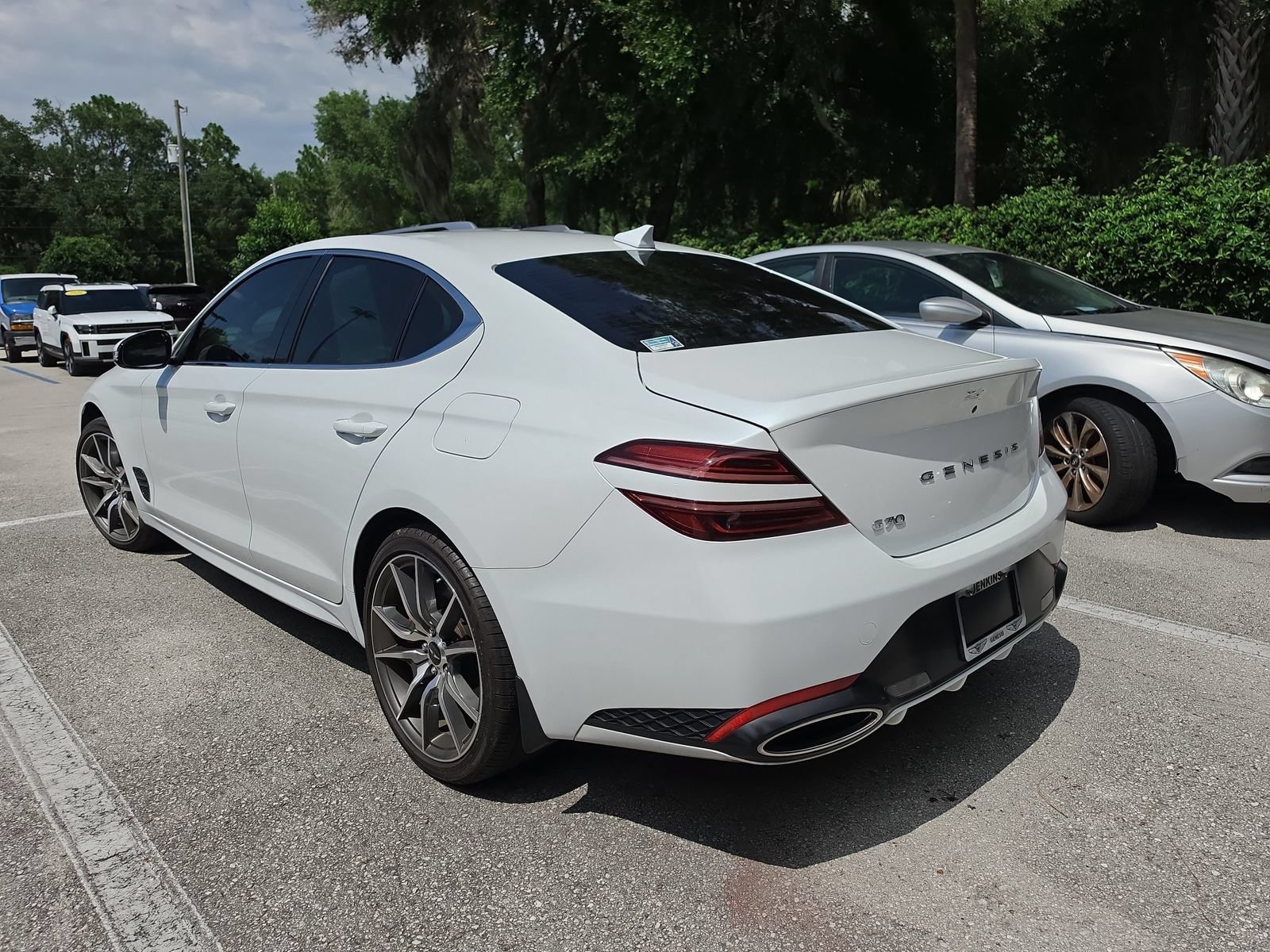 Used 2025 Genesis G70 2.5T RWD image 5