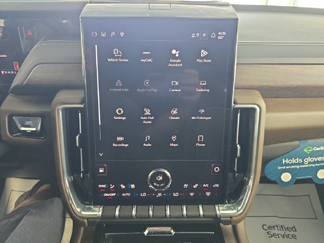 Certified 2025 GMC Yukon Denali Ultimate AWD/4WD image 16