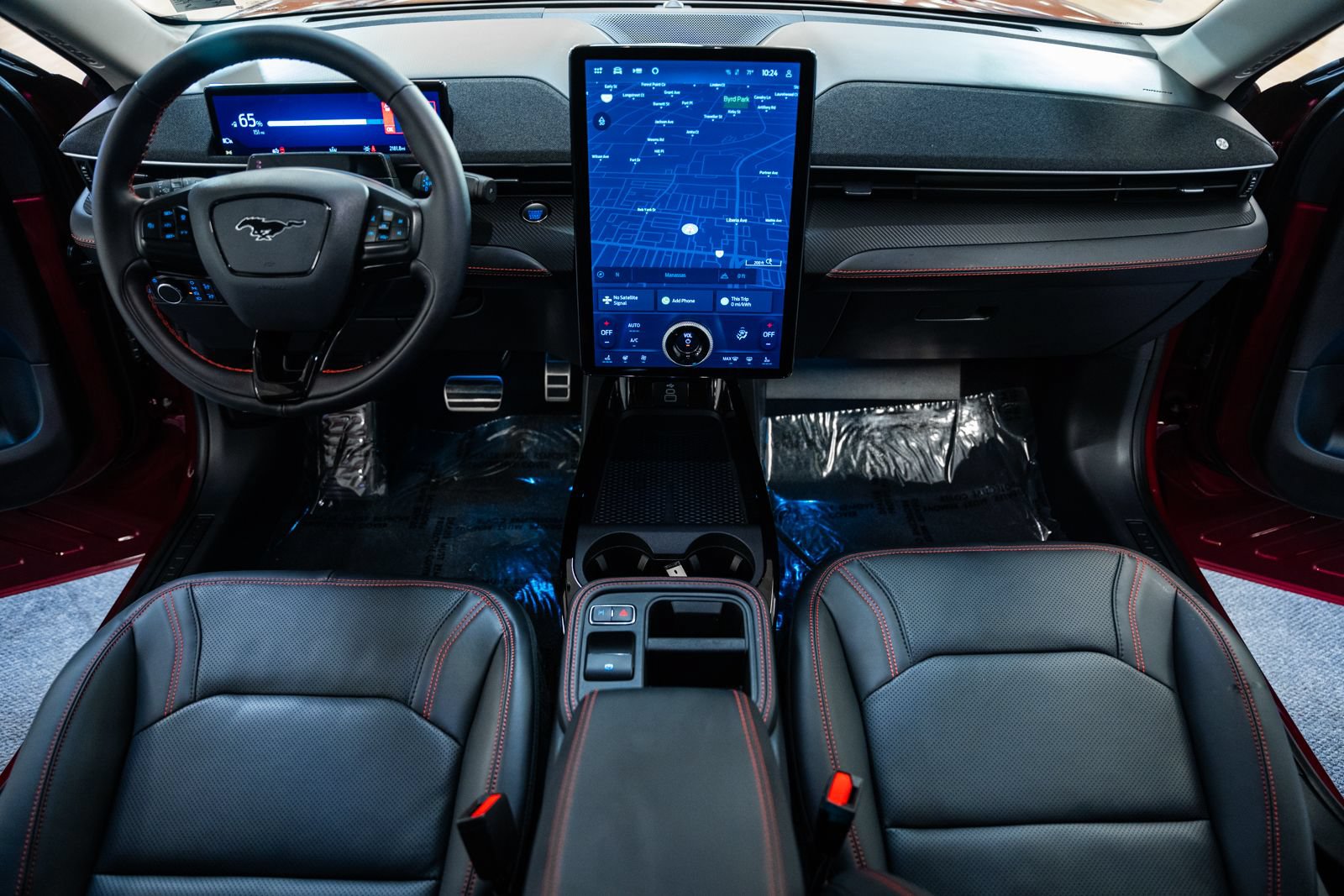 Certified 2025 Ford Mustang Mach-E Premium w/ Sport Appearance Package AWD/4WD image 21