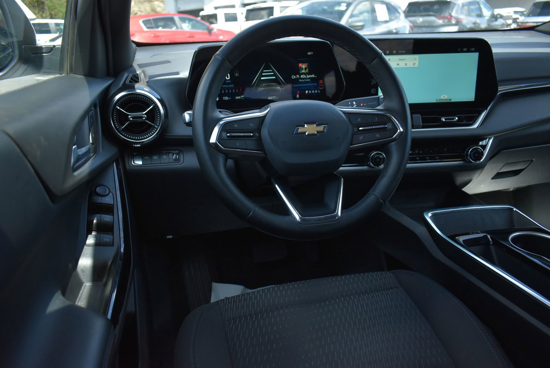 Used 2025 Chevrolet Equinox LT image 16