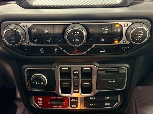 Used 2023 Jeep Wrangler Unlimited Rubicon w/ Cold Weather Group image 14