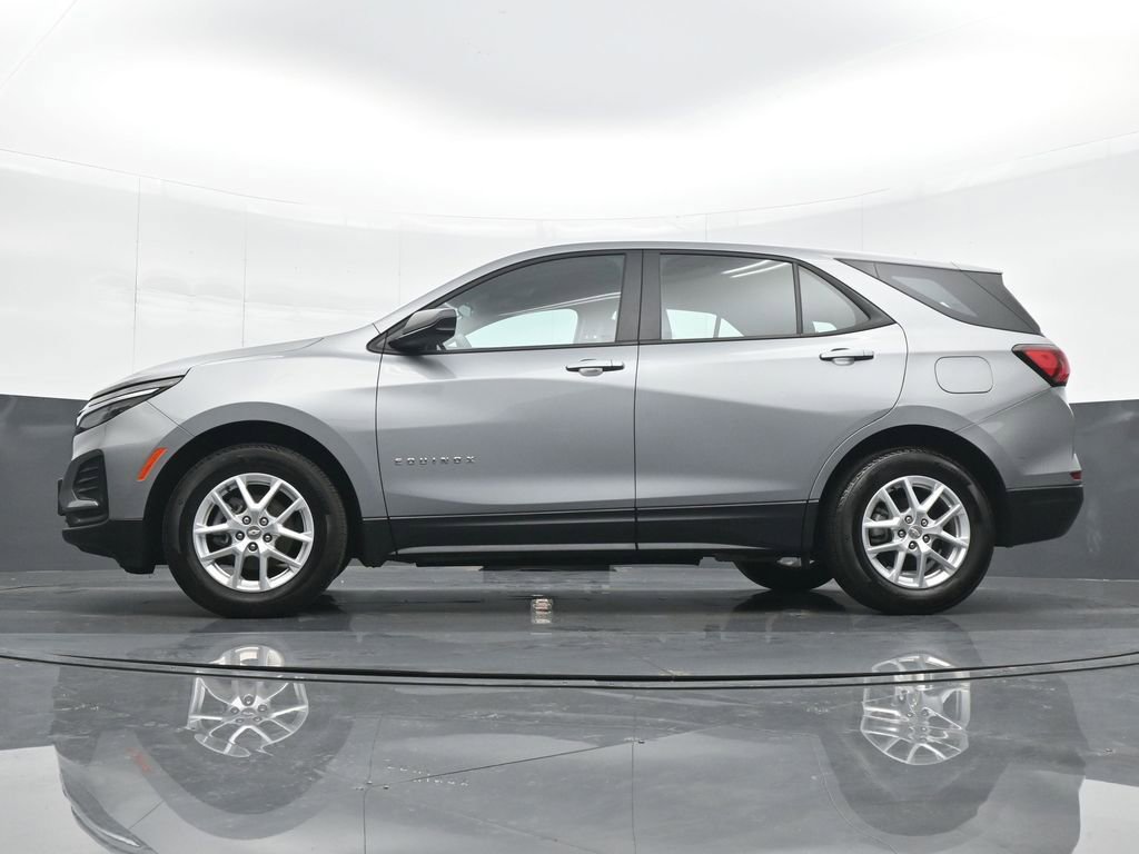 Used 2024 Chevrolet Equinox LS image 18