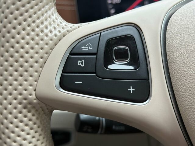 Used 2018 Mercedes-Benz E 400 4MATIC Wagon image 31