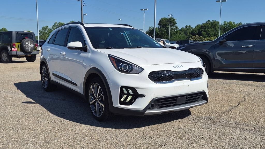 Used 2022 Kia Niro Touring Special Edition FWD image 1