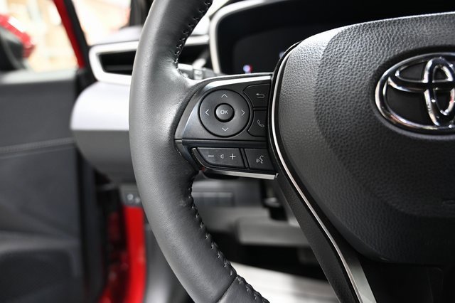 Used 2025 Toyota Corolla XSE image 24