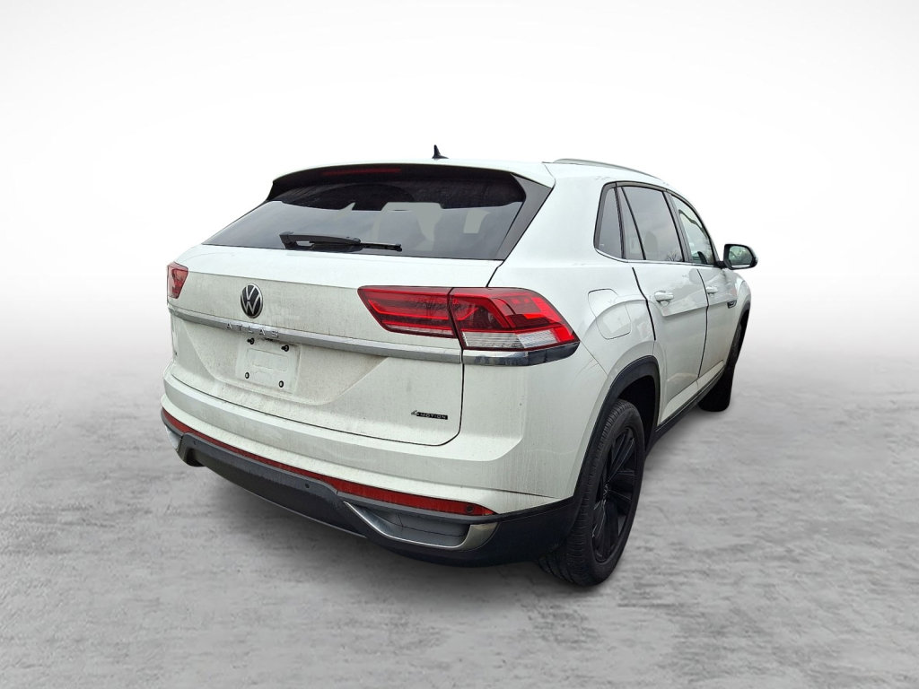 Used 2023 Volkswagen Atlas Cross Sport SE image 3