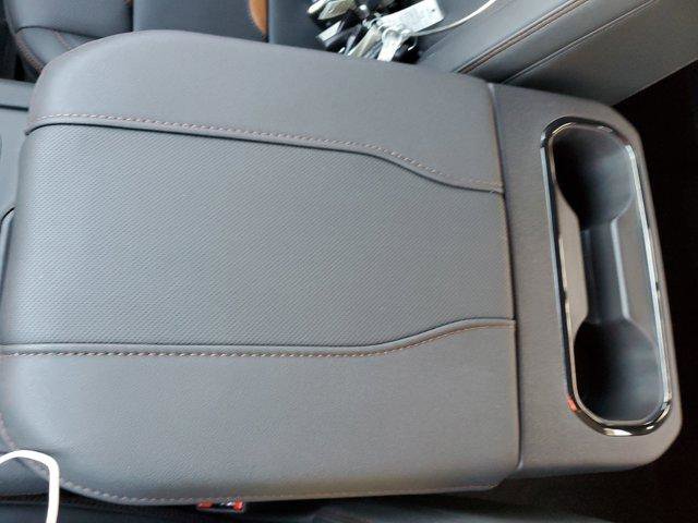 New 2026 GMC Sierra 1500 AT4 w/ AT4 Premium Package image 28