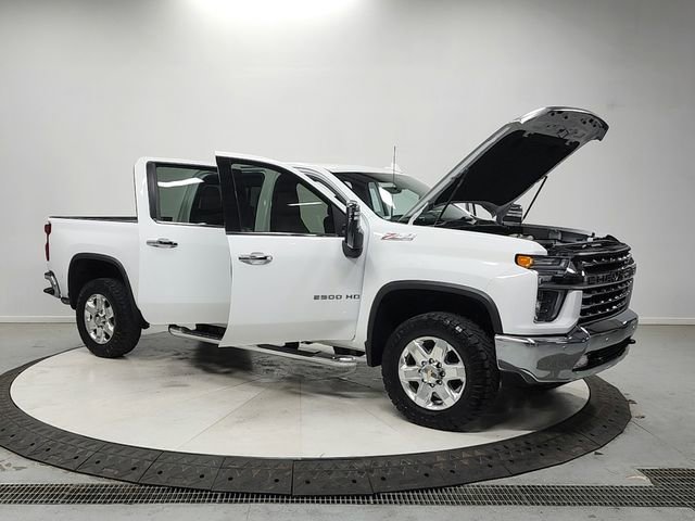 Used 2023 Chevrolet Silverado 2500 LTZ w/ LTZ Premium Package AWD/4WD image 9