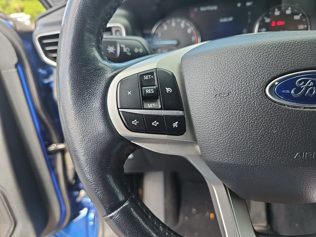 Used 2022 Ford Explorer XLT w/ Equipment Group 202A RWD image 13