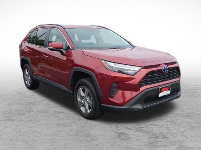 Certified 2024 Toyota RAV4 LE AWD/4WD image 3