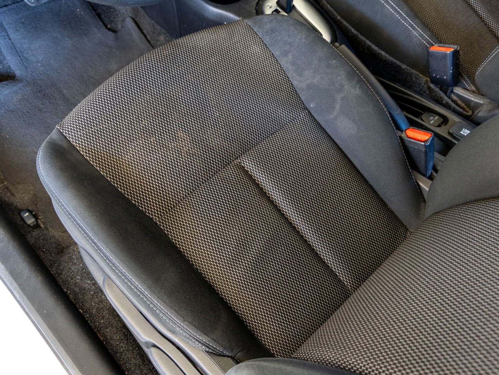 Used 2016 Nissan Versa SV image 19