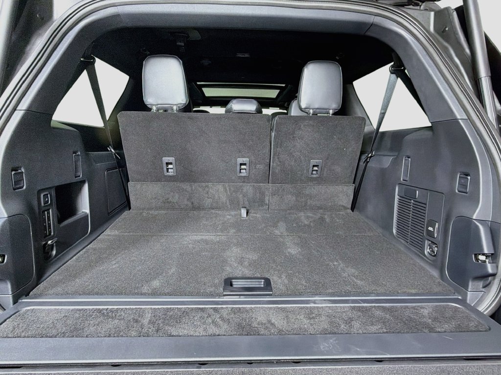 New 2027 Lincoln Navigator L Reserve w/ Jet Appearance Package RWD image 28