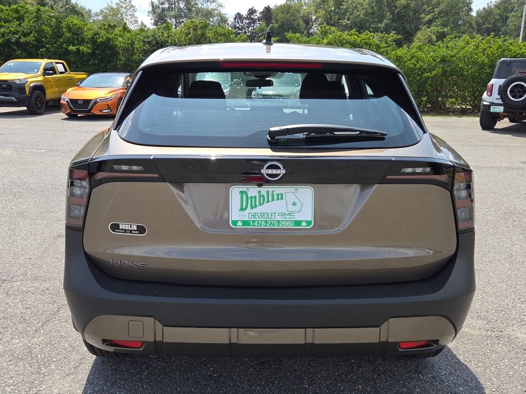 New 2027 Nissan Kicks S FWD image 10