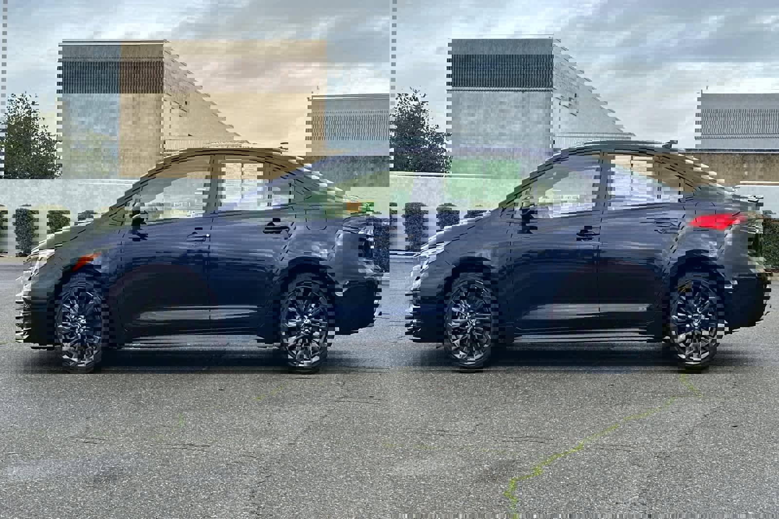 Used 2023 Toyota Corolla SE image 9