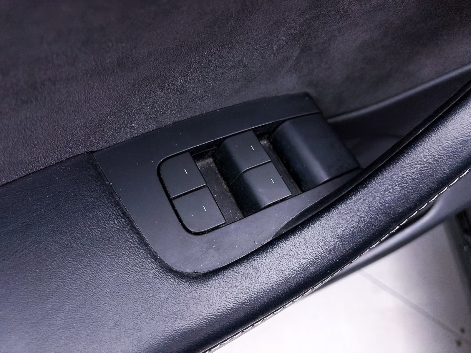 Used 2023 Tesla Model 3 Standard Range RWD image 16