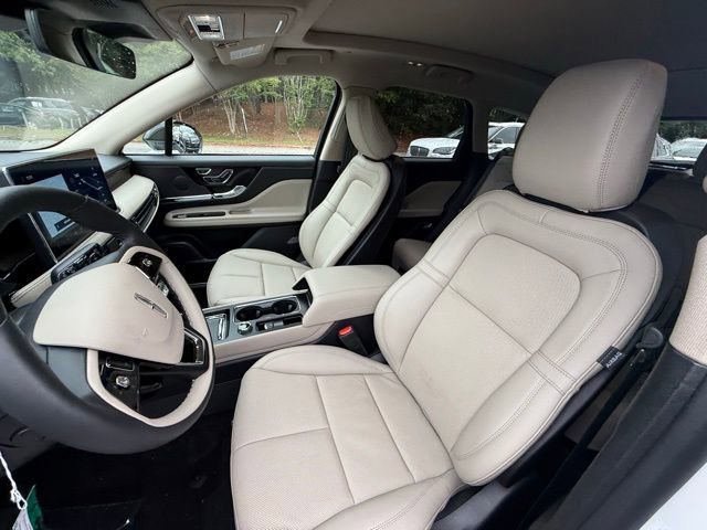 New 2025 Lincoln Corsair FWD w/ Equipment Group 101A image 12