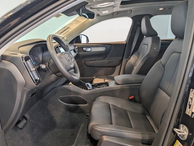 New 2026 Volvo XC40 B5 Plus w/ Protection Package Premier image 10