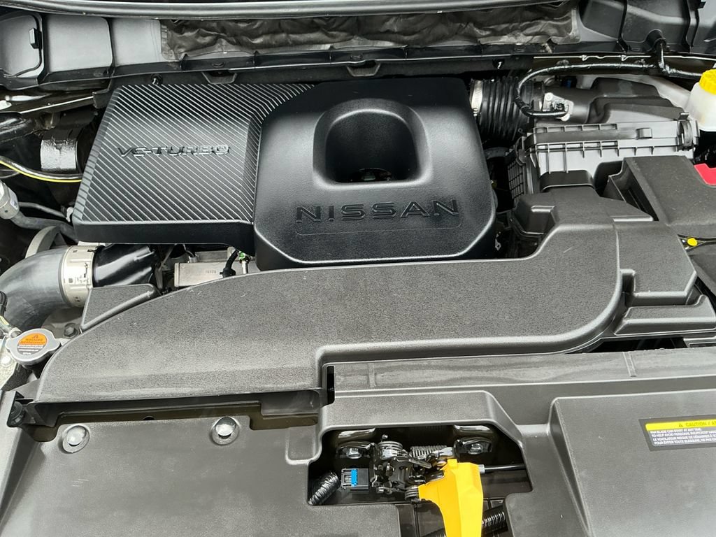 Used 2025 Nissan Murano SV AWD/4WD image 9