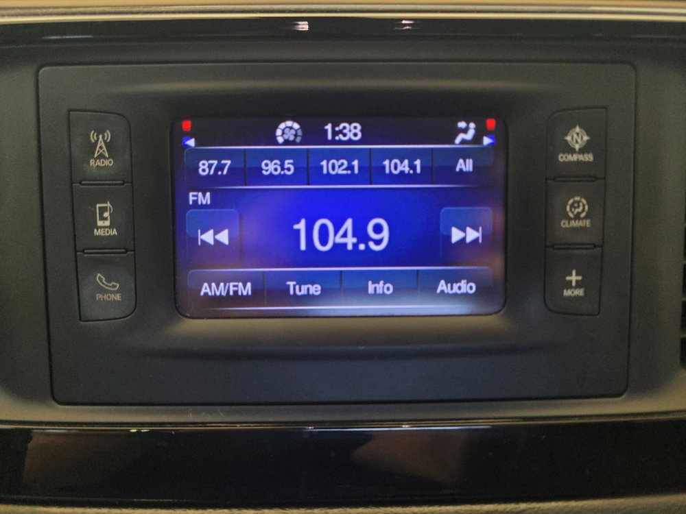 Used 2017 Chrysler Pacifica LX w/ Tire & Wheel Group FWD image 25