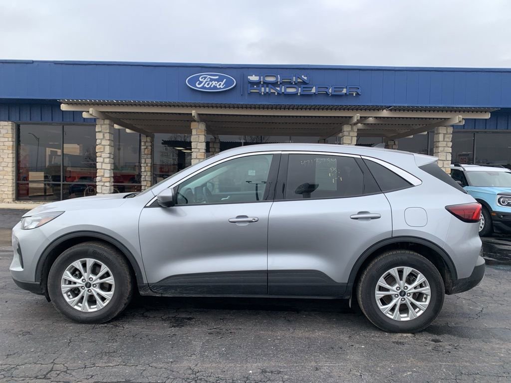 Used 2023 Ford Escape Active w/ Tech Pack #2 image 6