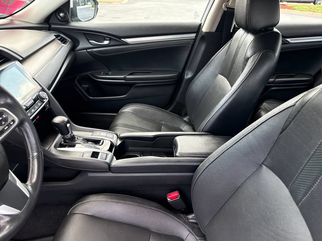 Used 2017 Honda Civic Touring image 13