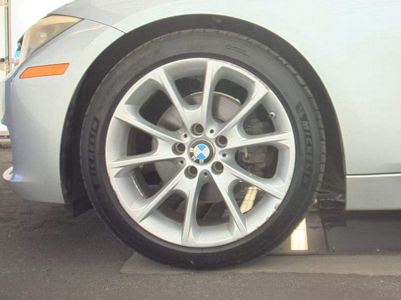 Used 2013 BMW 320i Sedan image 15