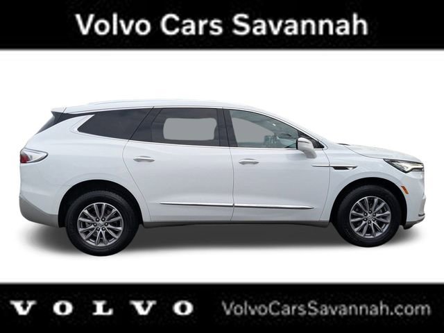 Used 2024 Buick Enclave Premium image 3