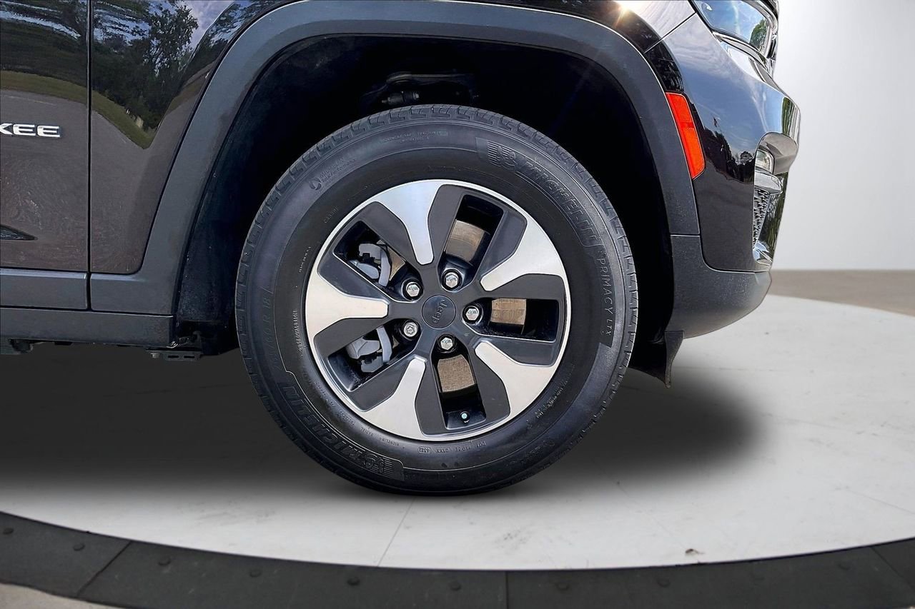 Certified 2022 Jeep Grand Cherokee Limited 4xe AWD/4WD image 36