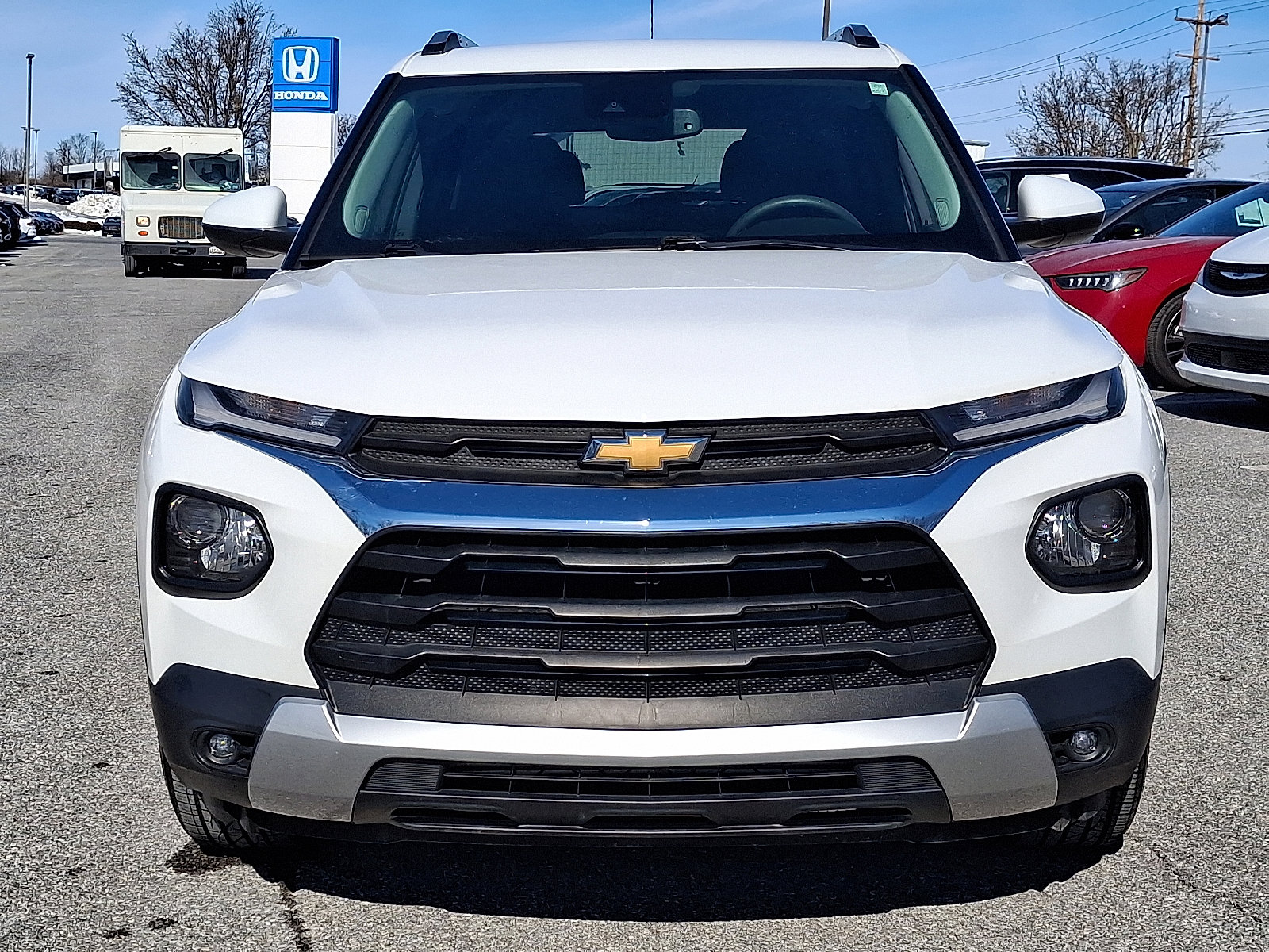 Used 2023 Chevrolet TrailBlazer LT w/ Convenience Package image 2