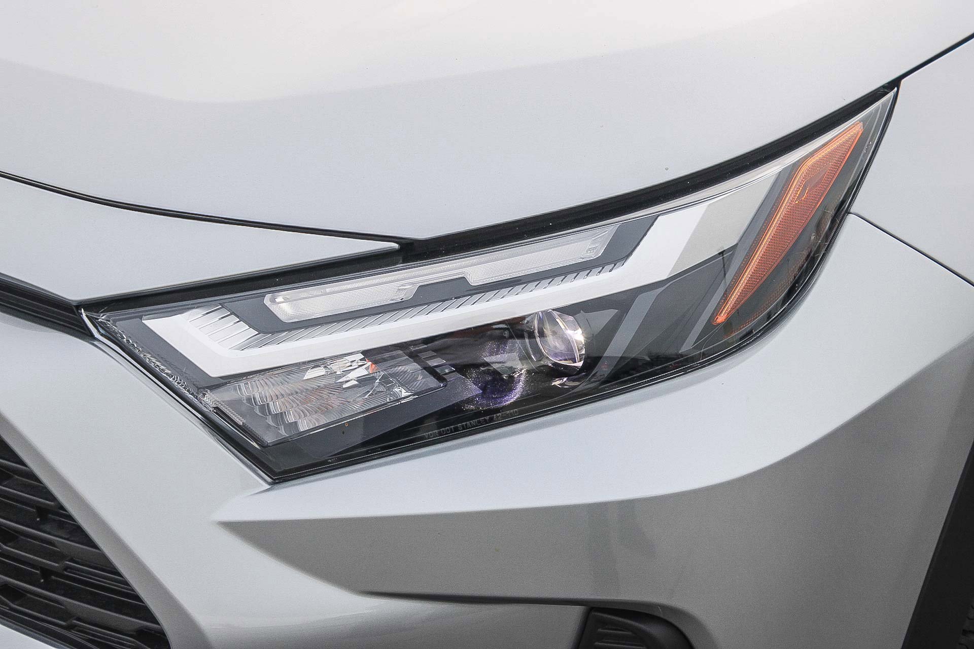 Certified 2023 Toyota RAV4 XLE w/ Convenience Package image 5