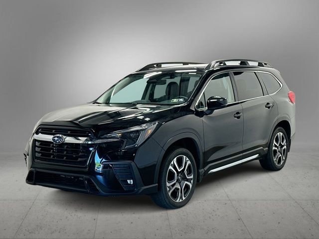 Certified 2025 Subaru Ascent Limited AWD/4WD image 1