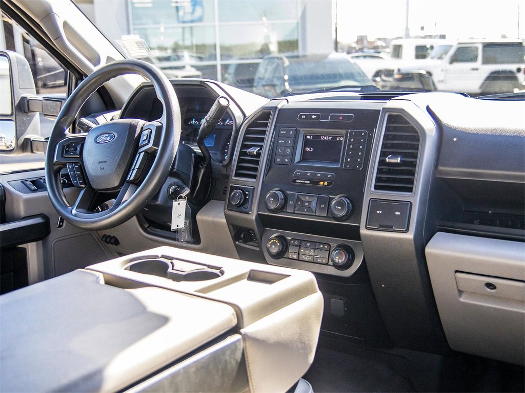 Used 2022 Ford F250 XL w/ Power Equipment Group image 20